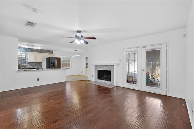 Building Photo - 3401 Hillsdale Ln