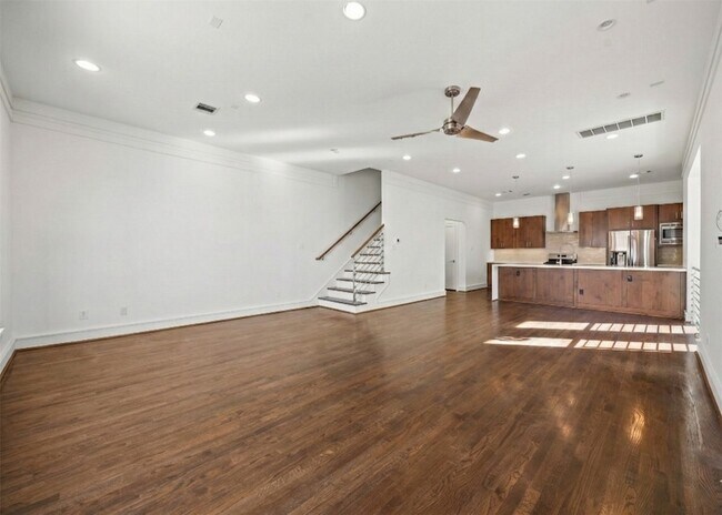 Foto del edificio - 5707 Schuler St