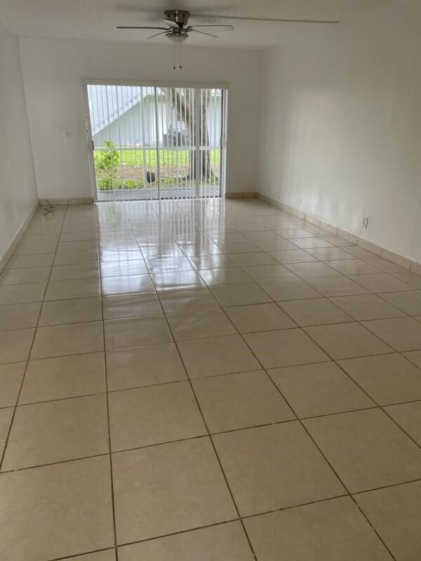 Foto del edificio - 10120 NW 36th St