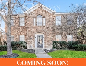 Building Photo - 1001 Country Ln