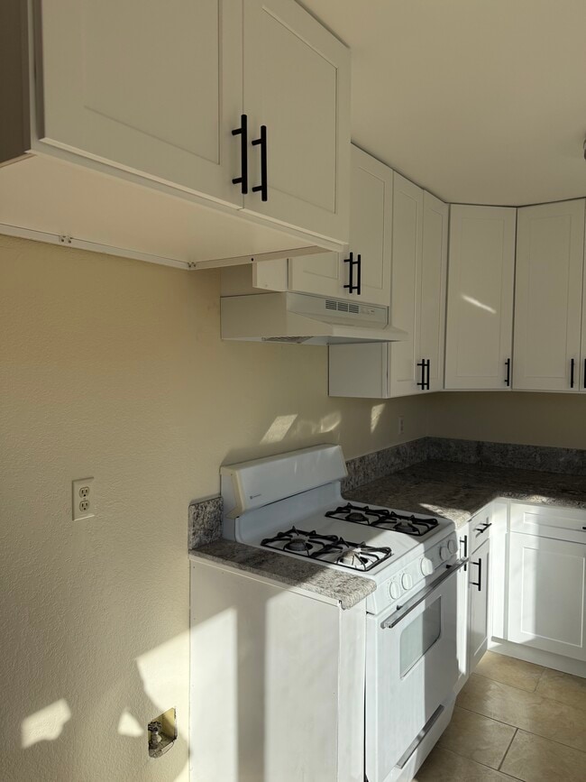 Nueva cocina - 8900 Foothill Blvd