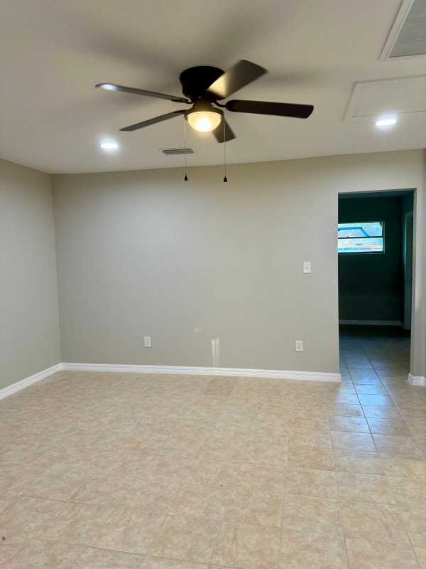 Building Photo - 197 Dairy Rd