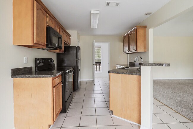 Building Photo - 14394 Lake Catherine Dr