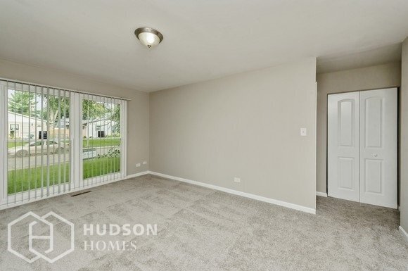 Foto del edificio - NOW AVAILABLE! - 739 Houston Dr, Carpenter...