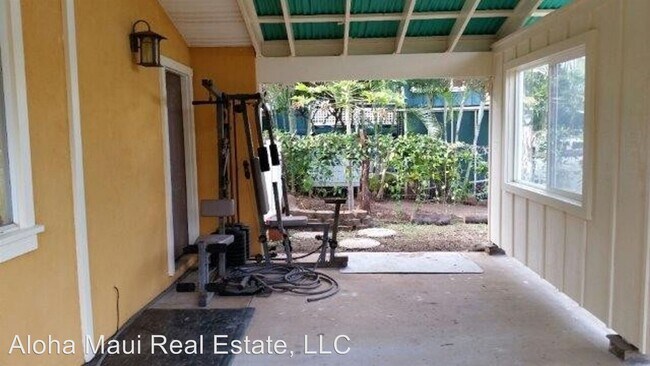 Building Photo - 2 br, 1 bath House - 2034 Kahawai Street