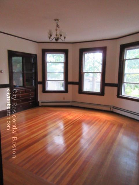 Primary Photo - 249 Walnut St