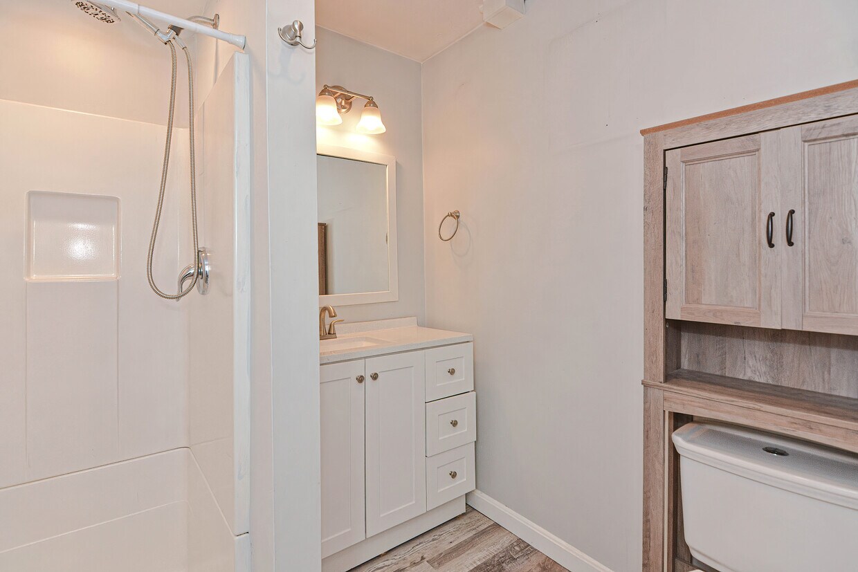 Primary Photo - 155 Onset Ave