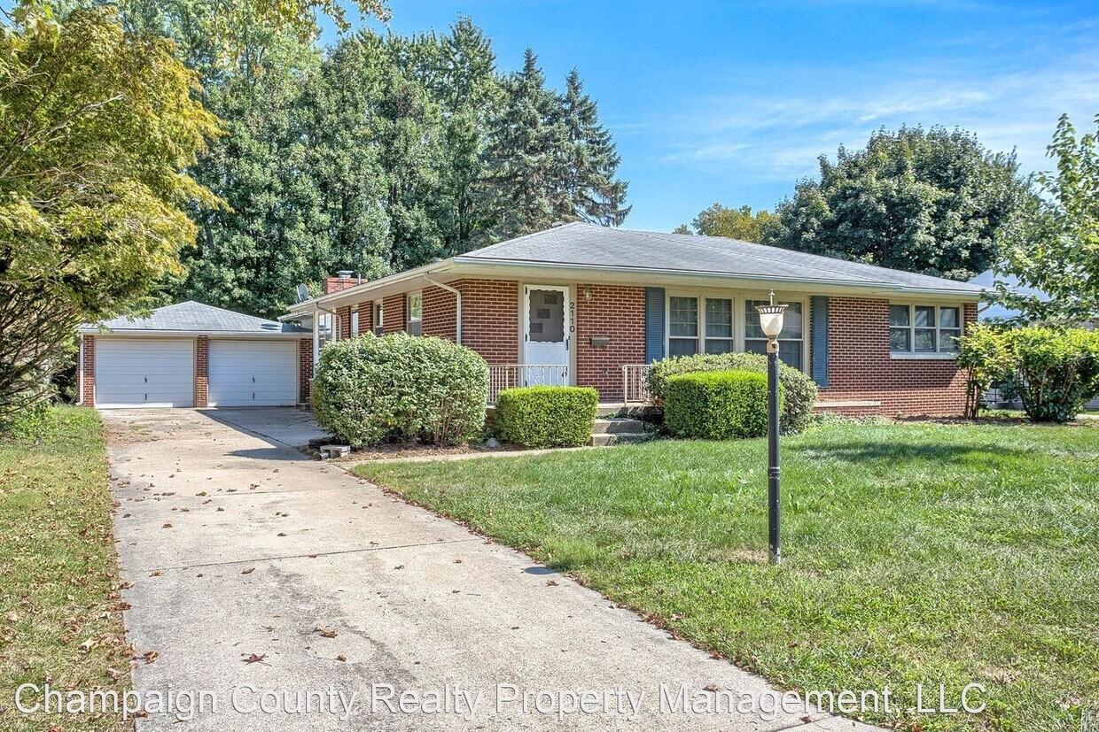 Primary Photo - 3 br, 2 bath House - 2110 Boudreau Dr.