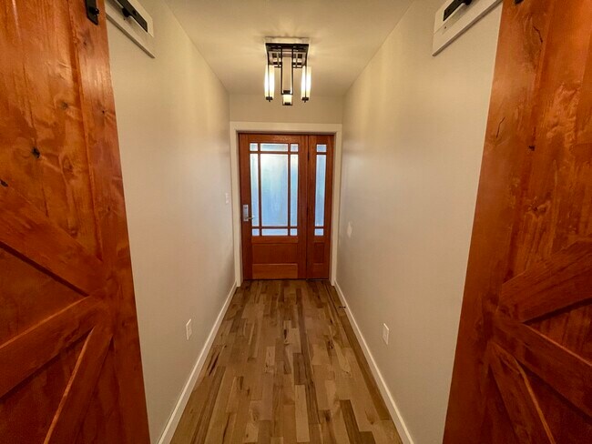 Foto del edificio - 628 Hudson St