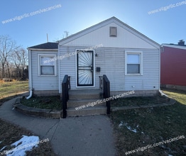 Building Photo - 1117 W 2nd Ave