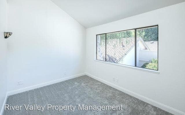 Building Photo - 3 br, 2 bath House - 2902 Pasatiempo Place