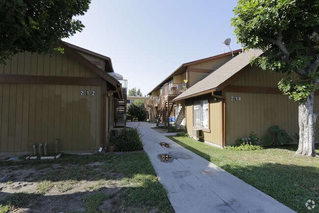 Foto del edificio - 212-218 W Palais Rd