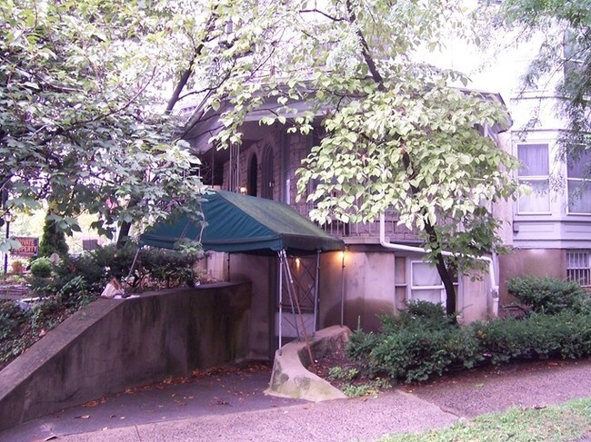 Foto del edificio - 556 N 5th St