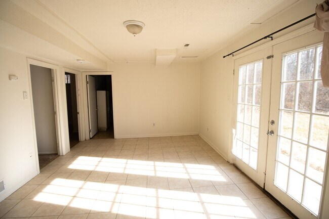 Building Photo - 2808 Mulberry
