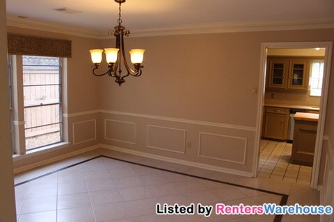 Building Photo - 5527 Pine Arbor Dr