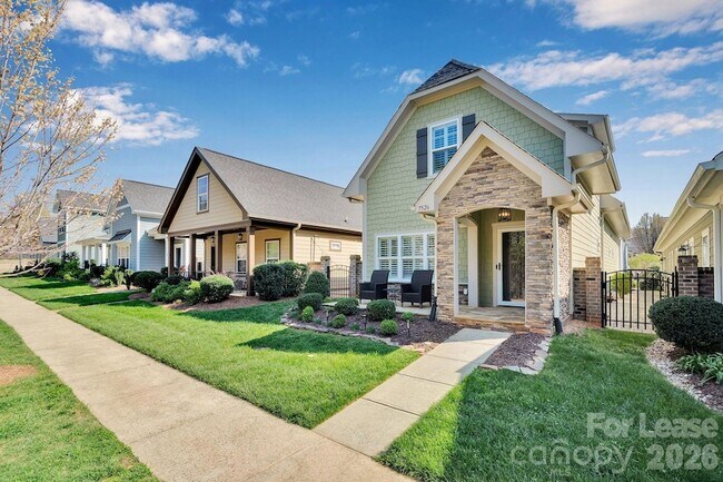 Building Photo - 7526 Fairway Villa Circle