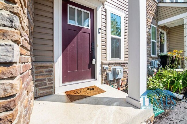 Building Photo - 132 Azalea Dr