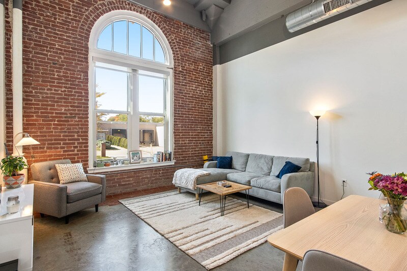 Foto principal - 1108 E 30th St