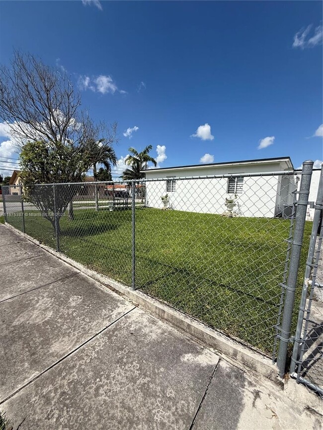 Photo - 2445 SW 90th Ave Apartment