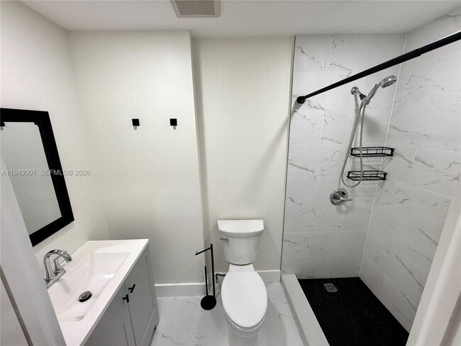 Building Photo - 2120 SW 83rd Ave