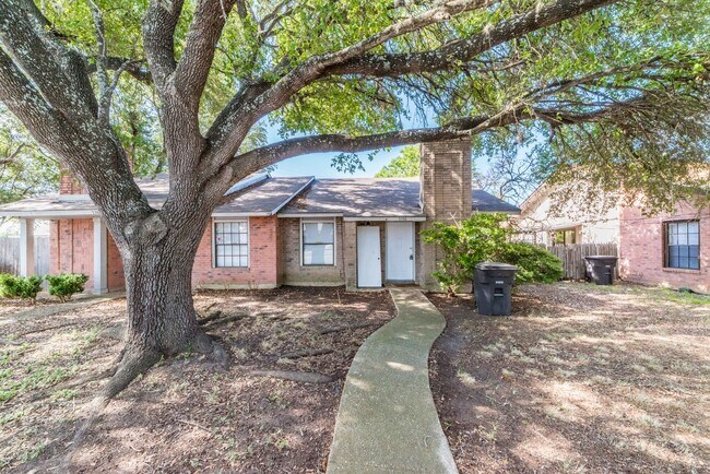 Building Photo - 5358-5360 Gawain Dr