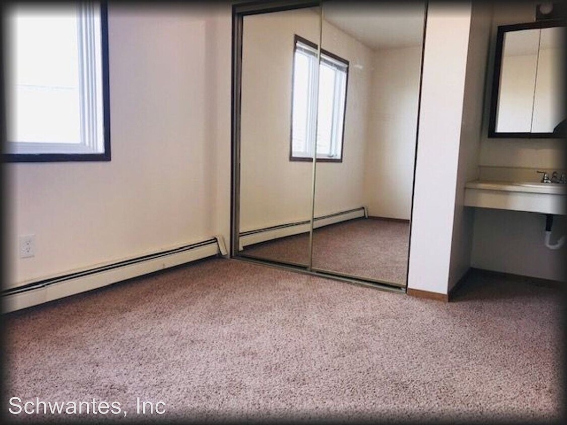 2504 Eide St, Anchorage, AK 99503 Room for Rent in Anchorage, AK