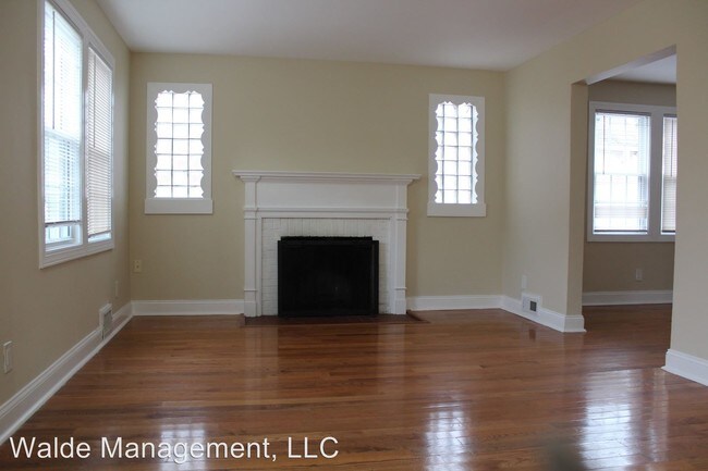 Building Photo - 3 br, 2 bath House - 4602 Sleaford Road