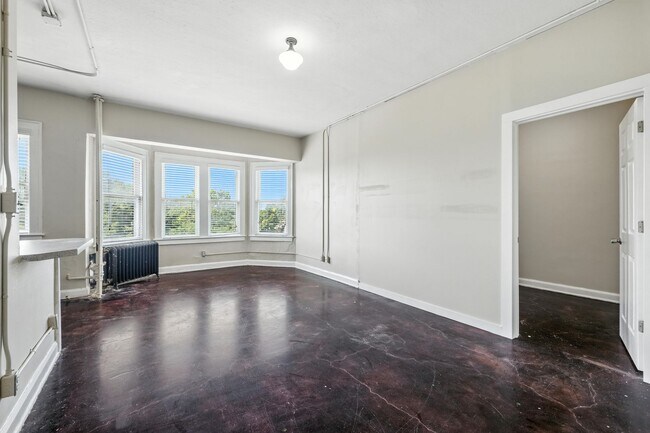 Foto del edificio - 111 E 16th St