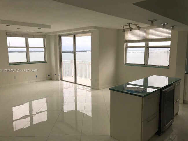 Building Photo - 770 Claughton Island Dr