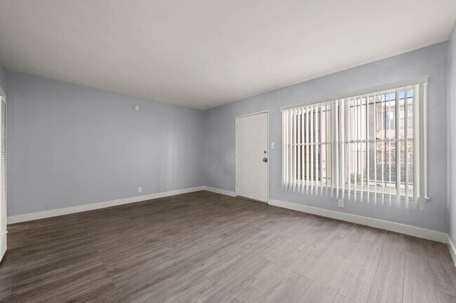 Foto del edificio - 4108 Palmwood Dr