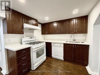 Building Photo - 254 Browndale Crescent