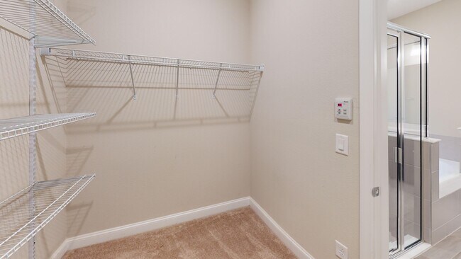 Foto del edificio - 2356 Reese Wy