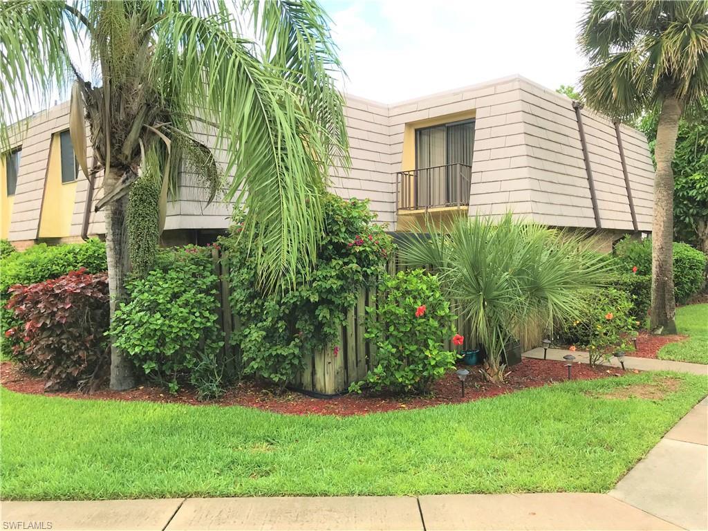 1600 Park Meadows Dr, Fort Myers, FL 33907 Townhome Rentals in Fort