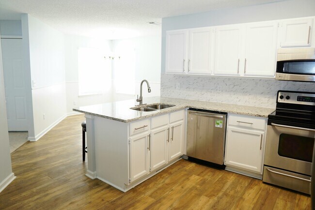 Building Photo - 3105 Paddle Creek Dr