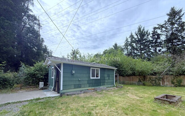 Building Photo - MFP-00110