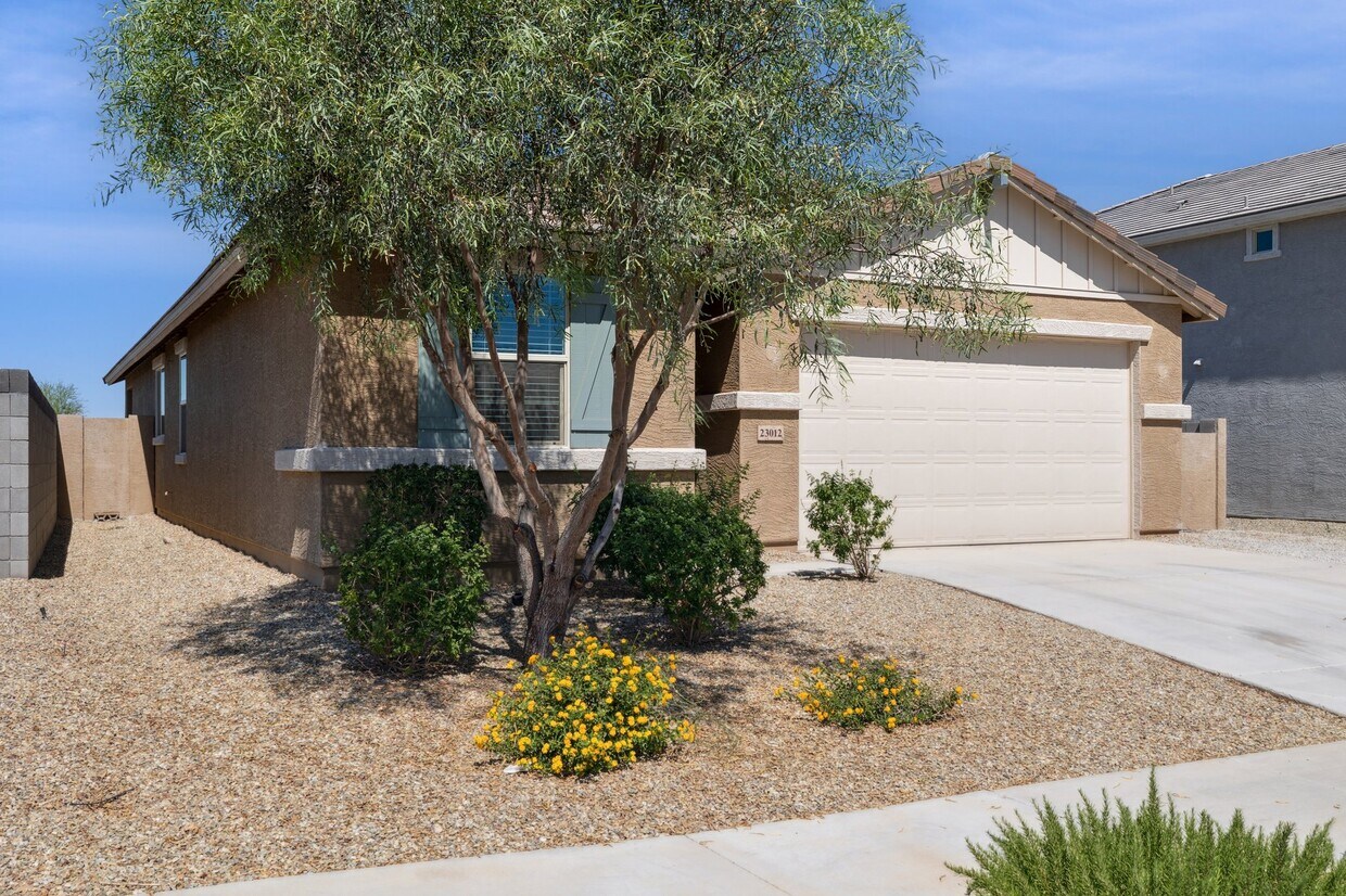 Foto principal - 23012 N 178th Ln