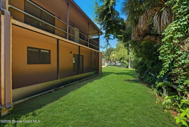 Foto del edificio - 201 Cocoa Isles Blvd