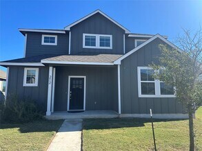 Building Photo - 212 Whisper Rill Dr