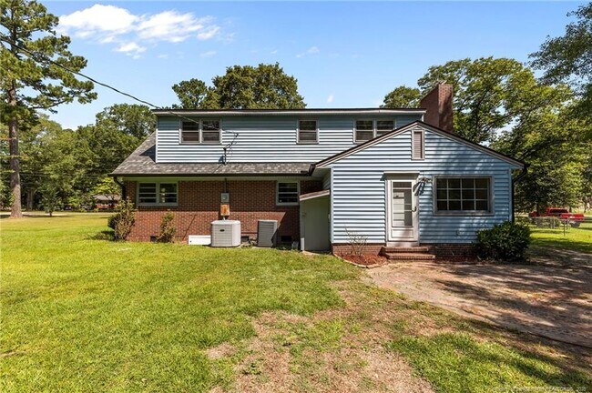Foto del edificio - 13520 Oakwood Dr