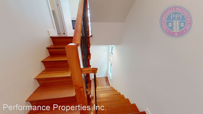 Foto del edificio - 2 br, 2.5 bath House - 2046 NW 16th Avenue