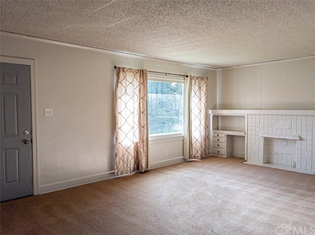 Building Photo - 5813 Cloverly Ave