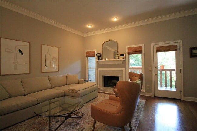 Building Photo - 1467 Monroe Dr NE