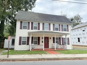 Building Photo - 1 W Liberty St