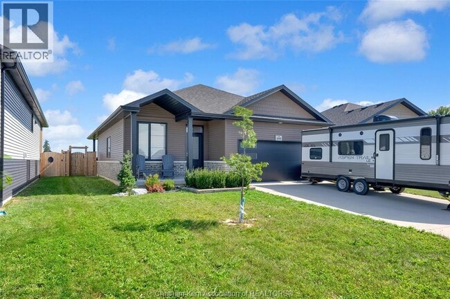 Building Photo - 248 Moonstone Cres