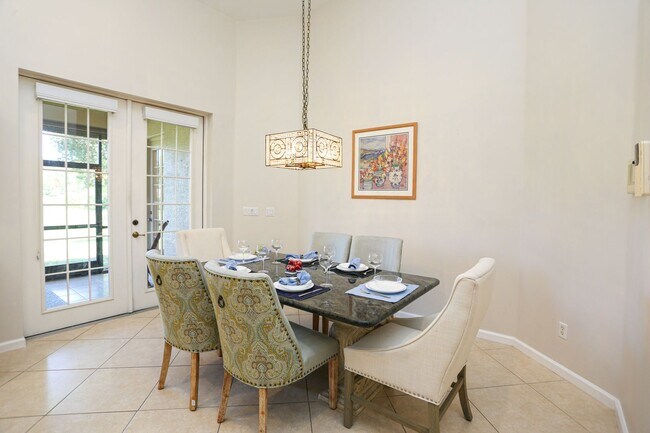Foto del edificio - ***3BED+DEN/2BATH***AUTUMN WOODS***SEASONAL OR ANNUAL RENTAL***FURNISHED***