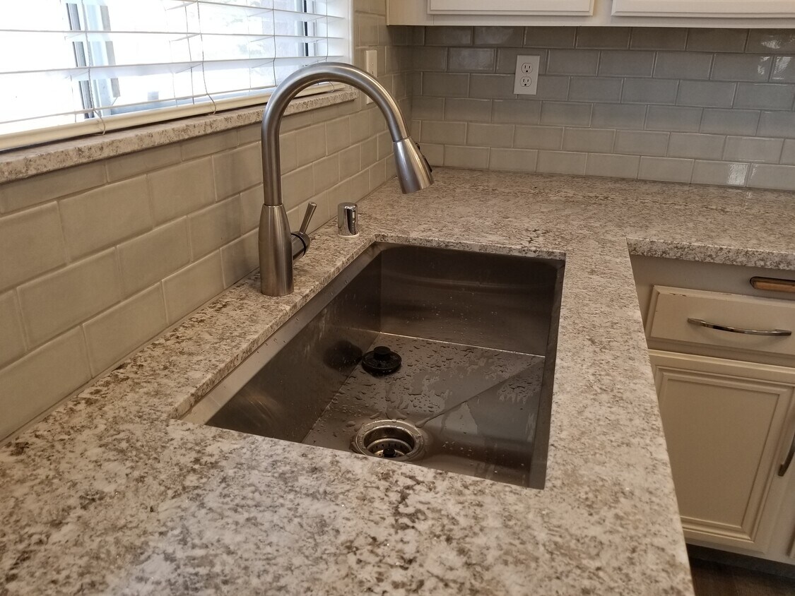 2521 Sundial Dr Unit E, Chino Hills, CA 91709 Condo for Rent in Chino