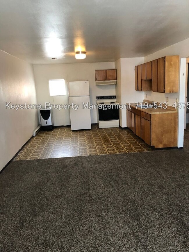 Building Photo - $450 OFF Move In Special!  Second Level Un...