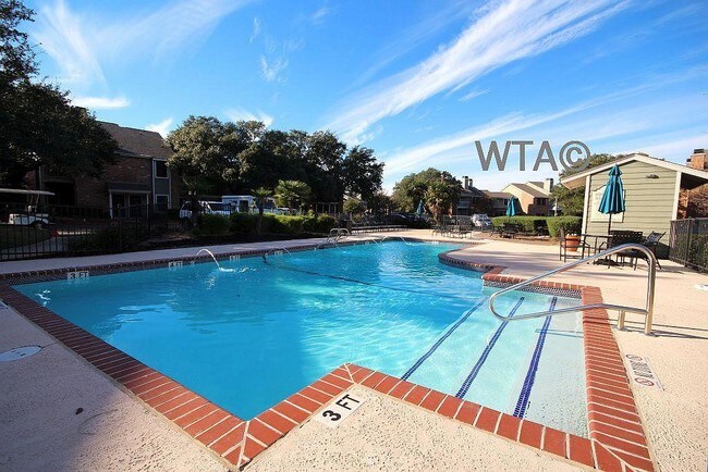 Building Photo - 1 bedroom in Austin TX 78750
