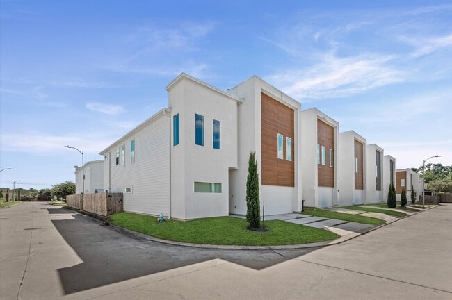 Building Photo - 5418 Robusto Pl