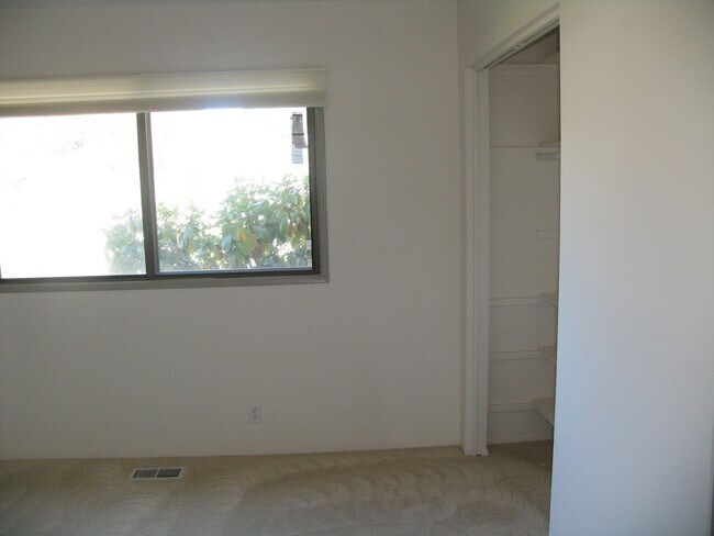 Foto del edificio - Nice Home in Hillsboro